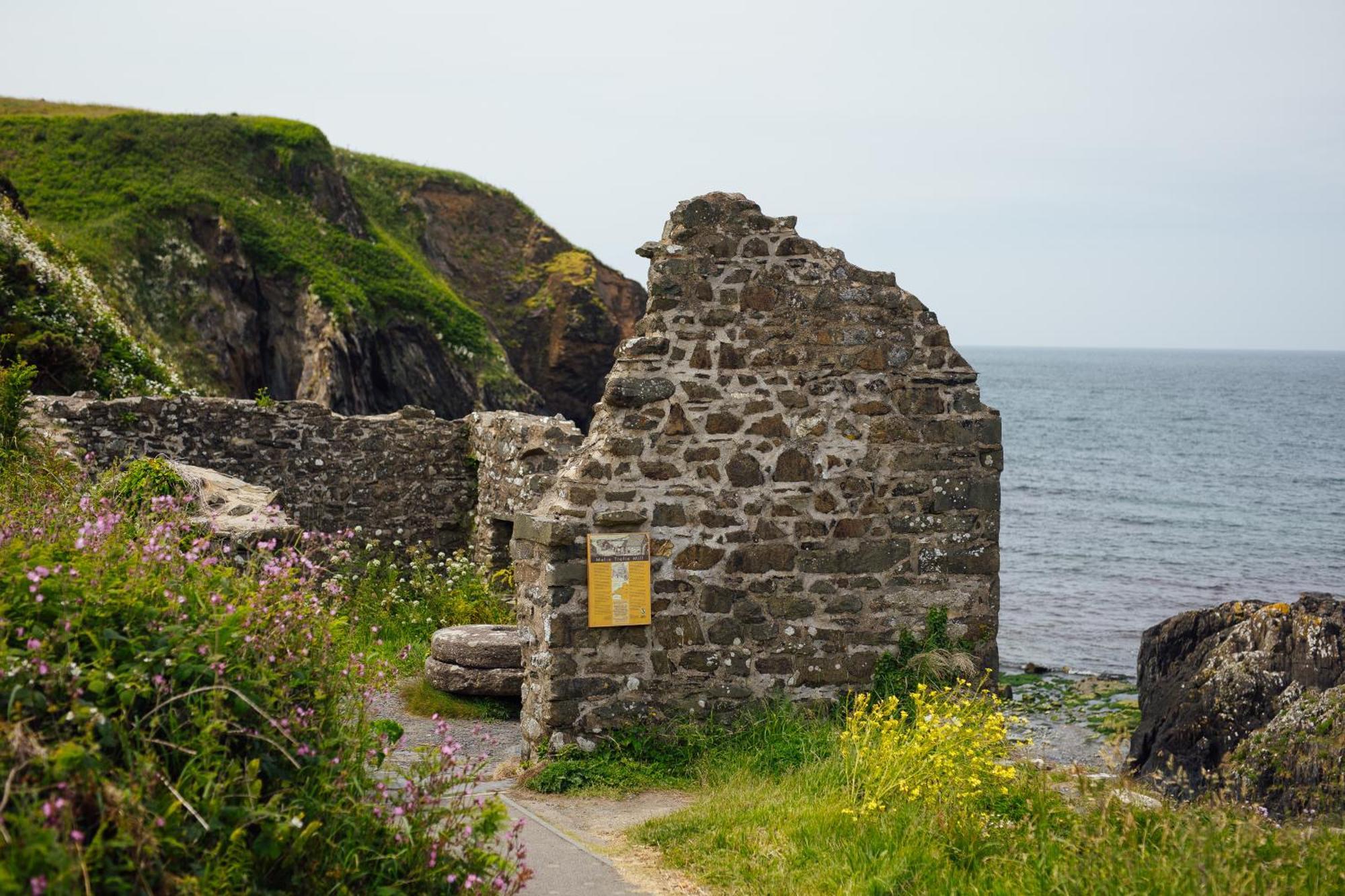 Cliff-Top Cottage On Coast Path W/Panoramic Views Trevine Kültér fotó